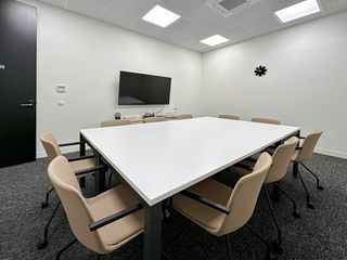 Lloguer Oficina a Calle isabel colbrand 6. Oficina privada en alquiler para 10 personas en regus madrid, la