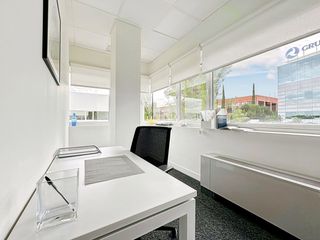 Miete Büro in Ronda de poniente 2. Oficina privada en alquiler  regus madrid, tres cantos en city
