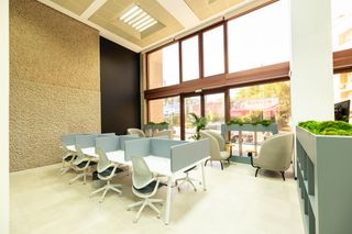 Rent Office space in Calle de juan ignacio luca de tena 1. Espacios de coworking en regus madrid, regus luca de tena
