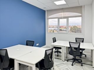 Miete Büro in C. flauta magica 11d. Oficina privada en alquiler  hq malaga, flauta magica en city