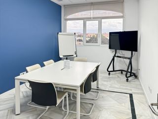 Miete Büro in C. flauta magica 11d. Oficina privada en alquiler  hq malaga, flauta magica en city