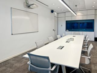 Rent Office space in Calle ribera de loira 16. Oficina privada en alquiler para 10 personas en regus madrid, ca