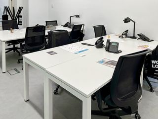 Rent Office space in Paseo de recoletos 5. Oficina privada en alquiler para 4 personas en spaces paseo de r
