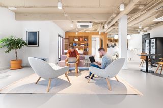 Affitto Ufficio in C/ buenos aires 12. Únete a una comunidad empresarial próspera en spaces bilbao, spa