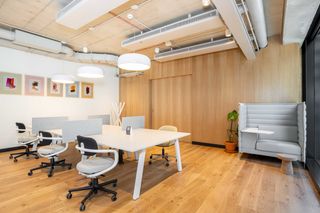 Lloguer Oficina a Marqués de san esteban 2. Únete a un ambiente de coworking colaborativo en spaces gijon, s