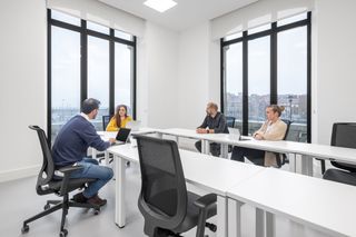 Rent Office space in Marqués de san esteban 2. Oficina privada en alquiler para 10 personas en spaces gijon, sp