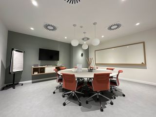 Affitto Ufficio in Avenida de manoteras 12. Oficina privada en alquiler para 10 personas en spaces spaces ma