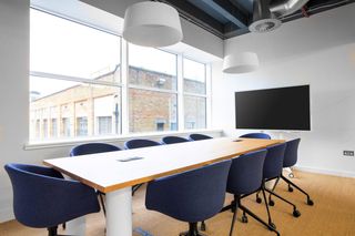 Affitto Ufficio in Vicente aleixandre 1. Oficina privada en alquiler para 10 personas en spaces las rozas