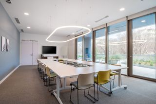 Rent Office space in Passeig joan de borbó 99. Oficina privada en alquiler para 10 personas en spaces barcelona