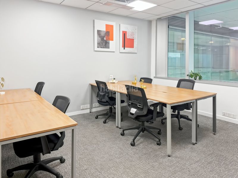 Foto 951174c4-58e2-46f6-8397-96862532b7ba. Location bureau dans plaça de la pau 3 dans Almeda - El Corte Inglés Cornellà de Llobregat