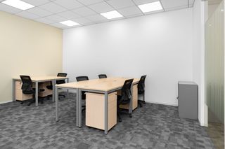 Rent Office space in Calle san francisco 2. Alquila un gran espacio de oficina para 50 personas en regus ovi