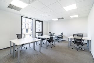 Miete Büro in Avenida diagonal 575. Oficina privada en alquiler para 4 personas en spaces spaces dia