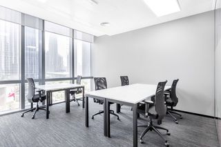 Miete Büro in C. de la condesa de venadito, 5 5. Oficina privada en alquiler para 3 personas en regus madrid, con