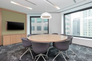 Location Bureau à Calle granada 1 1. Oficina privada en alquiler para 4 personas en regus sevilla, pl
