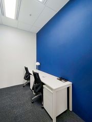 Location Bureau  Calle san millan, 5 5. Oficina privada en alquiler para 2 personas en hq malaga, san mi