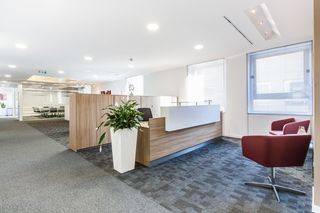 Rent Office space in Paseo de la castellana 18. Oficina virtual en regus colón