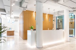 Miete Büro in Muelle poniente. Oficina virtual en regus alicante, business world