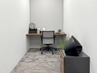 Miete Büro in C.c. ribera del marlin 8. Uso de oficina privada bajo demanda en open office cadiz, sotogr