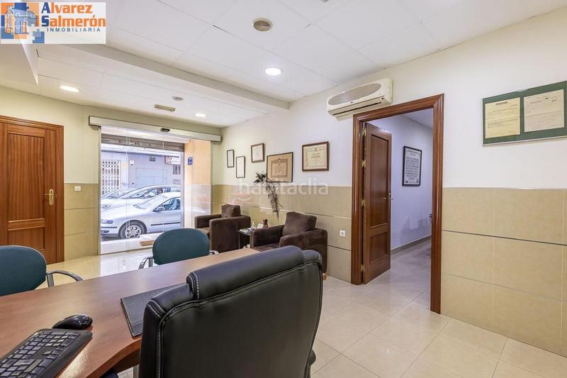 Foto 560510c8-ec0e-4b88-a25b-4e2d76af12d3. Ufficio in Plaza de Toros Granada