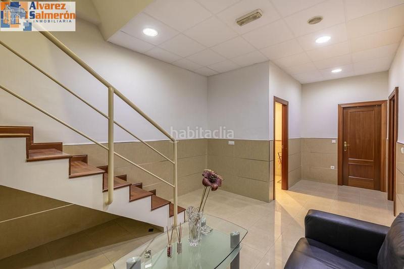 Foto 7dbc7906-3a33-4364-8f5e-c58816bb67cc. Ufficio in Plaza de Toros Granada