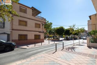 Maison  Calle santo domingo. Magnífica casa en el centro de armilla
