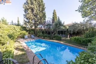 Xalet  Calle monzones(c.del aire i). Magnifico chalet con amplios jardines y piscina en cortijo del a