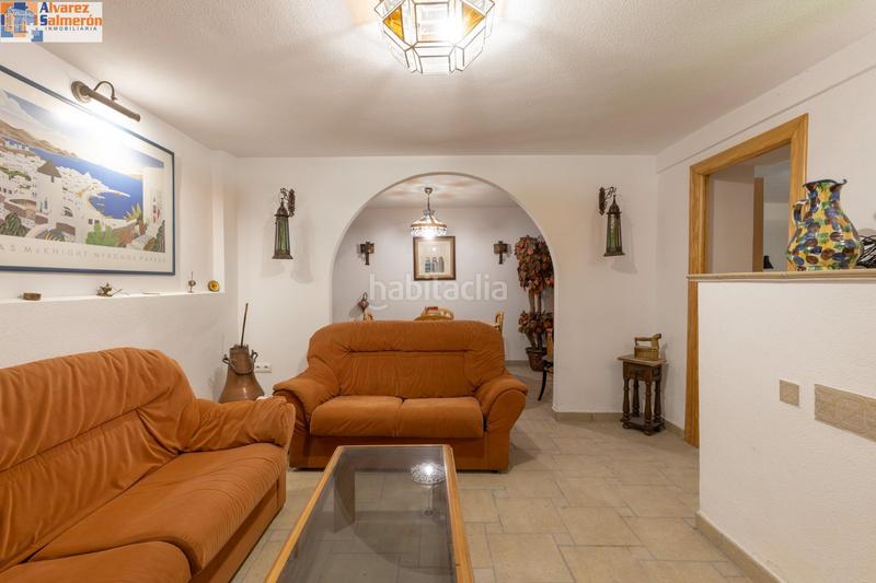 Foto 2022fedd-9c8a-493f-b697-dcf896fb16a8. Chalet magnifico chalet con amplios jardines y piscina en cortijo del aire! en Albolote
