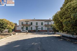 Masia  Polígono los sáez. Camping con licencia para reformar