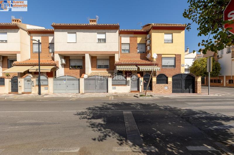 Foto aa46f47c-66f8-4589-b6ab-70fe49945023. Semi detached house with heating parking in San Miguel Armilla