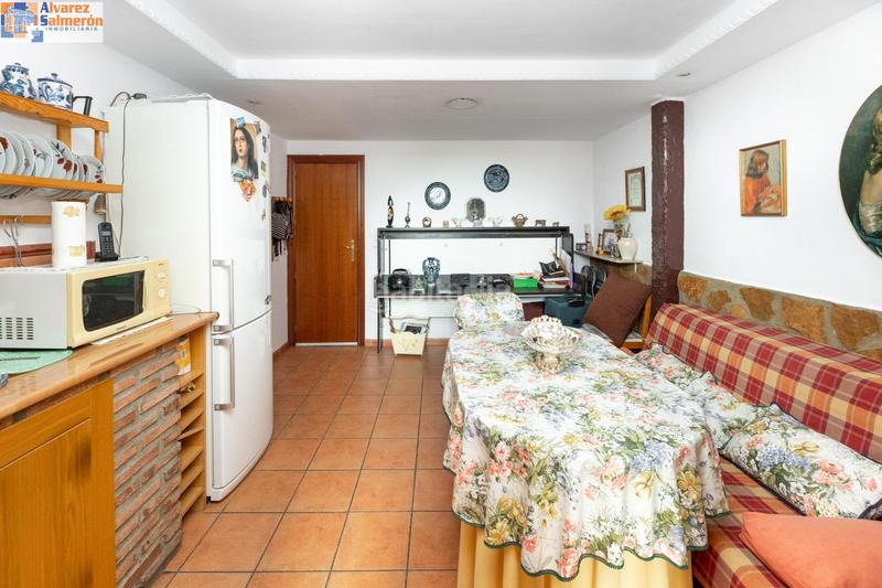 Foto fb9adcf1-0b8d-48ba-895d-857babf9f85b. Semi detached house with heating parking in San Miguel Armilla