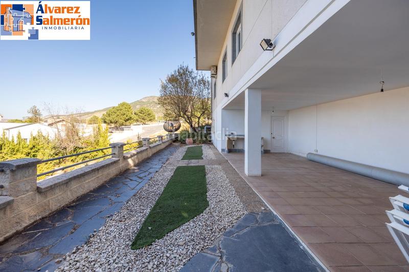 Foto 1dc22811-135f-4c0c-9d10-de6c43bb921a. Casa con riscaldamento piscina in Cumbres Verdes Zubia (La)