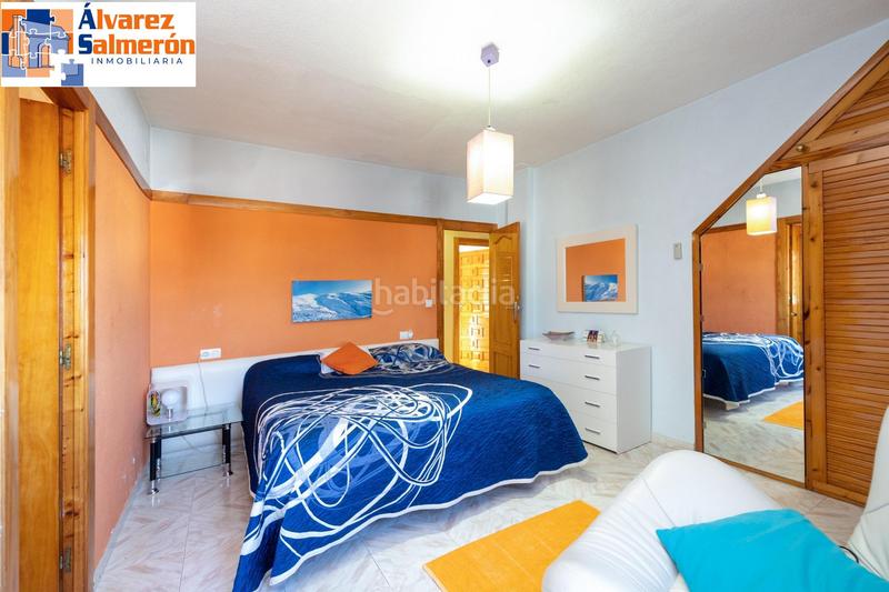 Foto 5fa3b799-2513-4d6c-b2ba-bf3a606211cb. Casa con riscaldamento piscina in Cumbres Verdes Zubia (La)