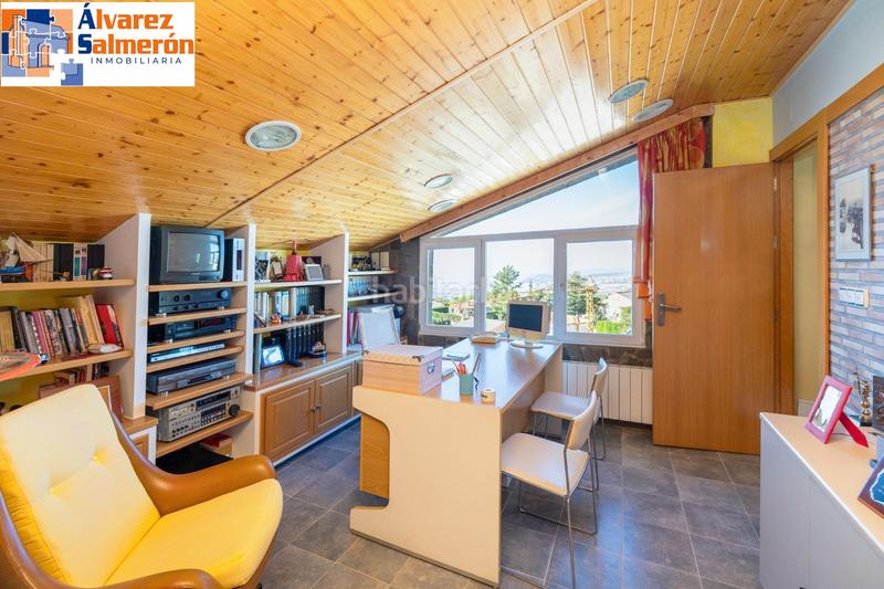 Foto 6a59b375-f407-4db3-956b-68f0a9019fed. Casa con riscaldamento piscina in Cumbres Verdes Zubia (La)