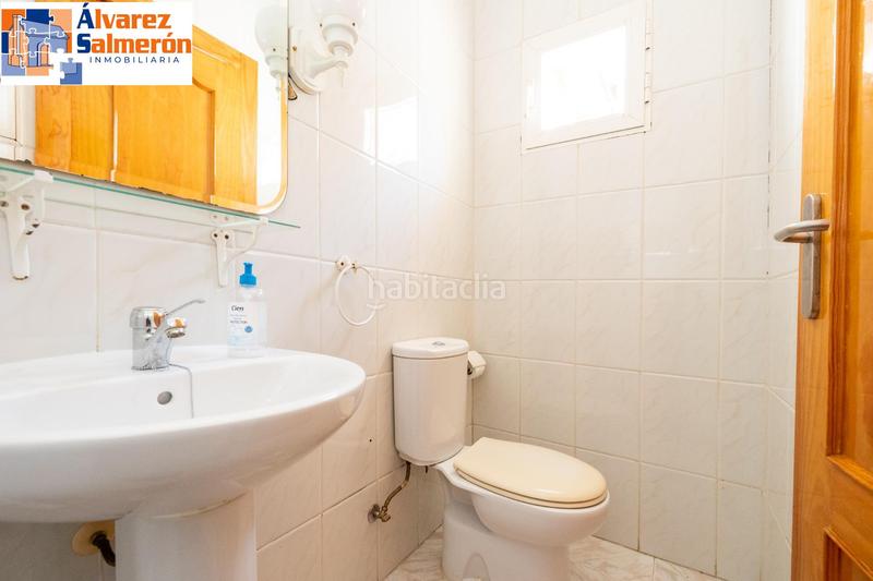Foto ba00af8c-ad4b-4e9a-a7b5-5a4c5db7e694. Casa con riscaldamento piscina in Cumbres Verdes Zubia (La)