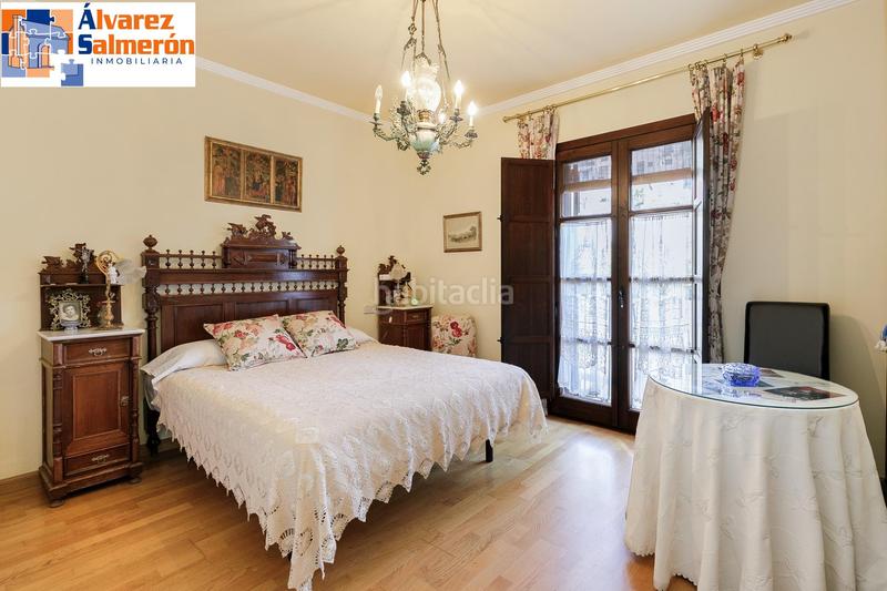 Foto 34afb00e-1893-4c32-aae1-d13d31203c4d. Casa pareada chalet pareado en el albayzín en Barrio de Albaicín Granada