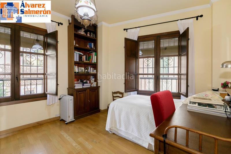 Foto 59f7ff3b-3d91-4dcd-bce5-4de2ca0ed5f2. Casa pareada chalet pareado en el albayzín en Barrio de Albaicín Granada