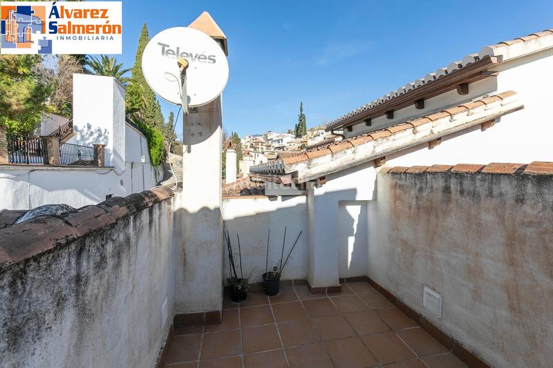 Foto af6c93b3-99e0-4245-a934-1c135c6fcd27. Casa pareada chalet pareado en el albayzín en Barrio de Albaicín Granada