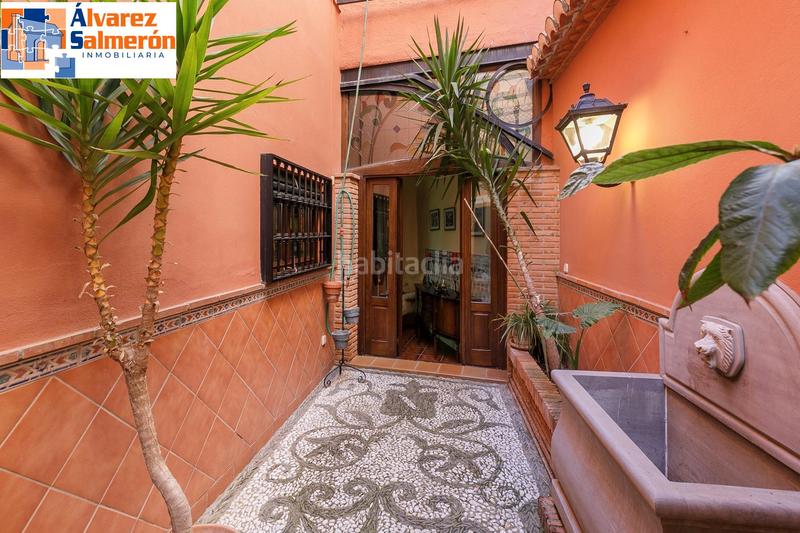 Foto 5af37686-9e3d-4a47-a7dd-00e266773b61. Casa  en paseo de las palmas / familia o inversores en Granada