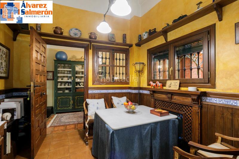 Foto 839b2ee1-46e4-4b13-8040-15292f139472. Casa  en paseo de las palmas / familia o inversores en Granada