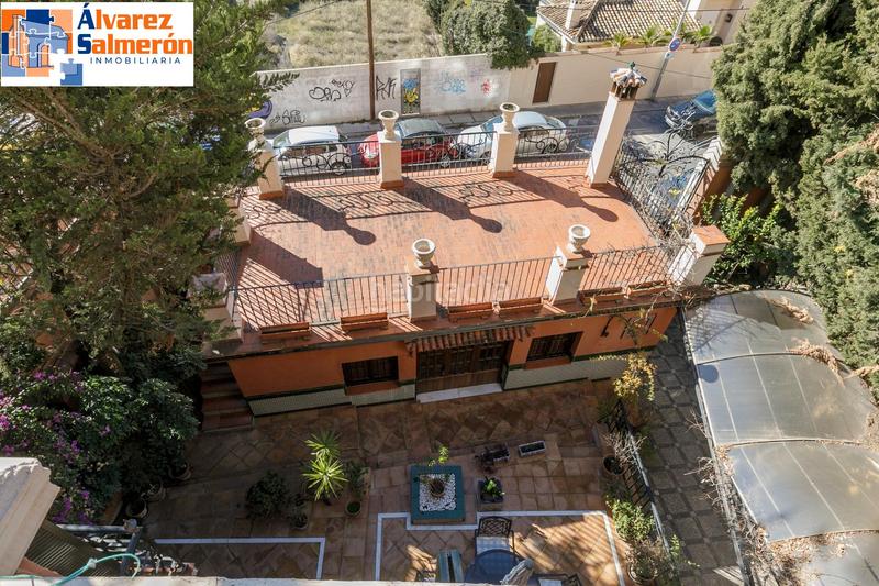 Foto abcd7b42-090d-4810-ad45-6d6072afe266. Casa  en paseo de las palmas / familia o inversores en Granada