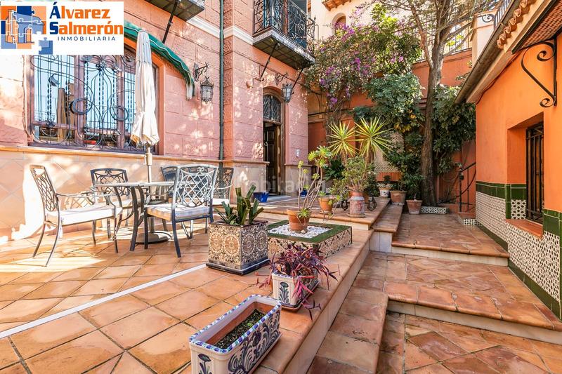 Foto d412651c-2c39-4caf-b11b-4f7d4f8d721a. Casa  en paseo de las palmas / familia o inversores en Granada