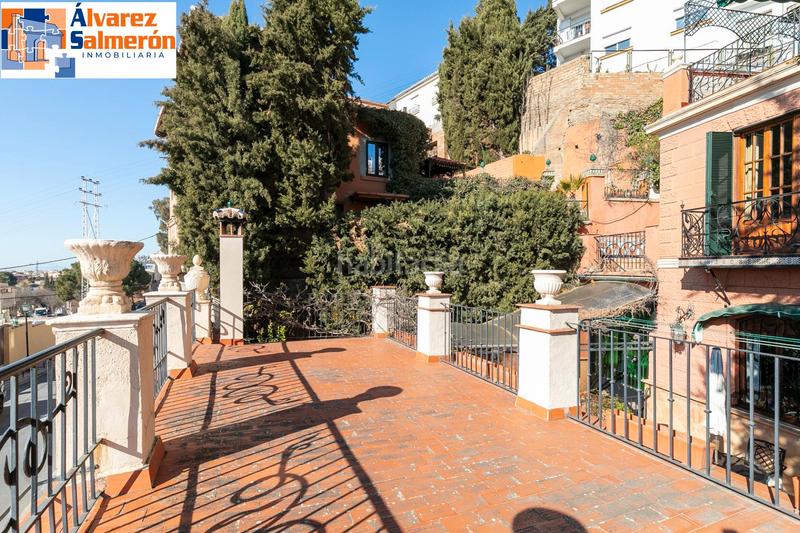 Foto d48afa47-82de-41df-9389-7595b2a00724. Casa  en paseo de las palmas / familia o inversores en Granada