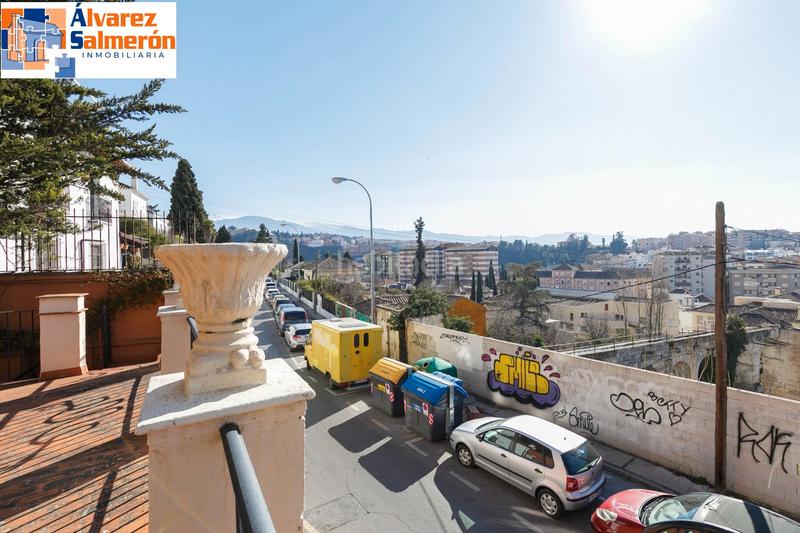 Foto dddf3643-9e5c-4f2c-a329-c5dde50b63ed. Casa  en paseo de las palmas / familia o inversores en Granada