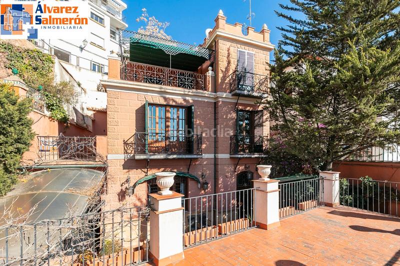 Foto fac03124-e60b-45cb-b2ad-d4fa7e709c3d. Casa  en paseo de las palmas / familia o inversores en Granada
