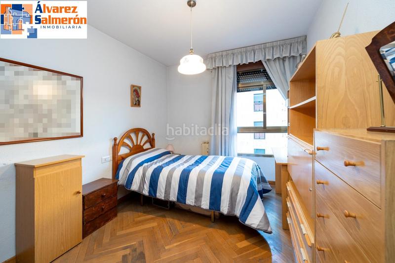 Foto 9d71a5cd-4d07-4e22-b2b8-60b45bb159b1. Piso pisazo en constitucion en Plaza de Toros Granada