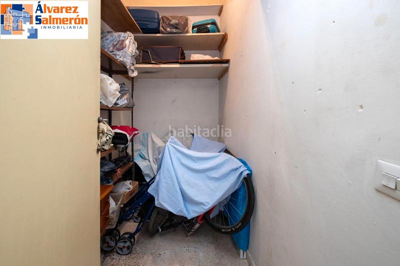 Foto b11f69f5-0707-46e6-a6a7-cc0e639ae808. Piso pisazo en constitucion en Plaza de Toros Granada