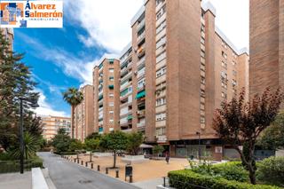 Piso  Calle alminares del genil. Un hogar para hacerlo a tu gusto en alminares del genil!!!