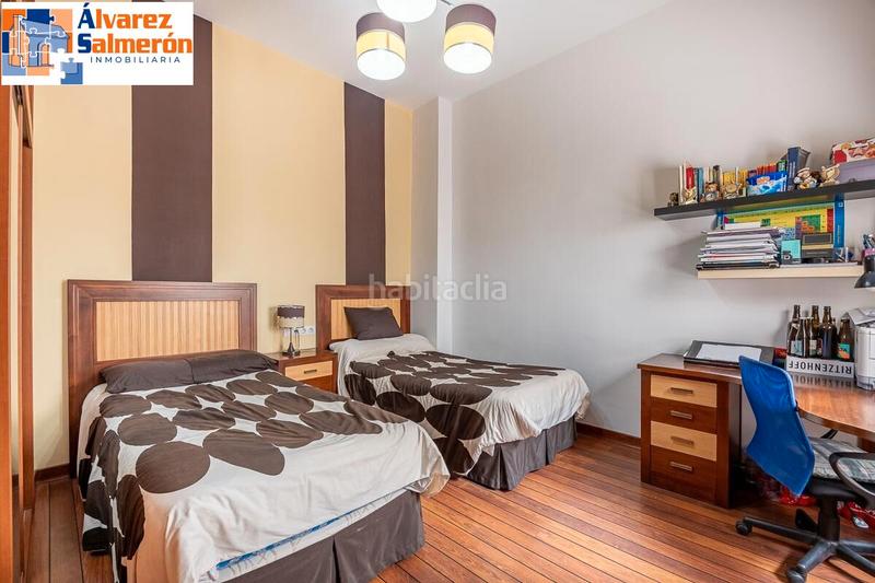 Foto 7e1e0ebc-6380-42a1-8b6b-b6f7e46bd322. Ático  dúplex premium en el corazón : lujo, espacio y vistas de ensueño. en Granada