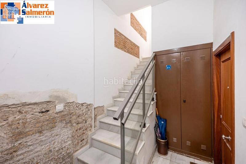 Foto e4d59e7b-d2a6-493b-87a5-b798a77fdd56. Ático  dúplex premium en el corazón : lujo, espacio y vistas de ensueño. en Granada
