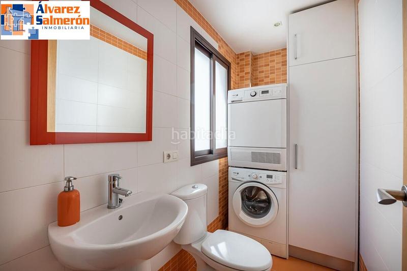 Foto f8233011-9952-48d3-aff5-96ee37563771. Ático  dúplex premium en el corazón : lujo, espacio y vistas de ensueño. en Granada